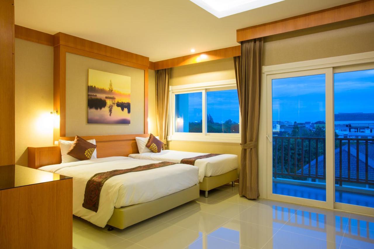 Romantic Khon Kaen Hotel Экстерьер фото