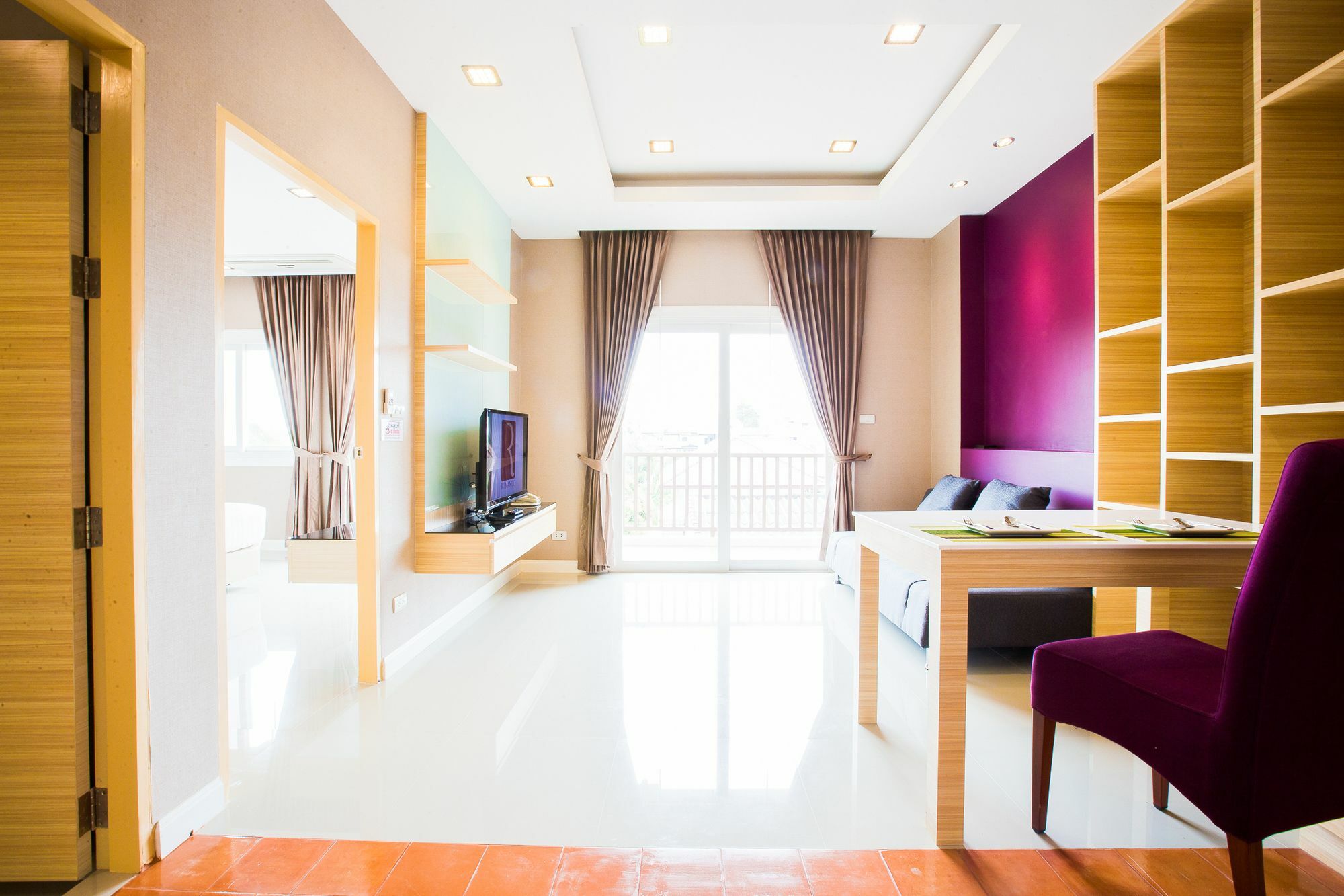 Romantic Khon Kaen Hotel Экстерьер фото